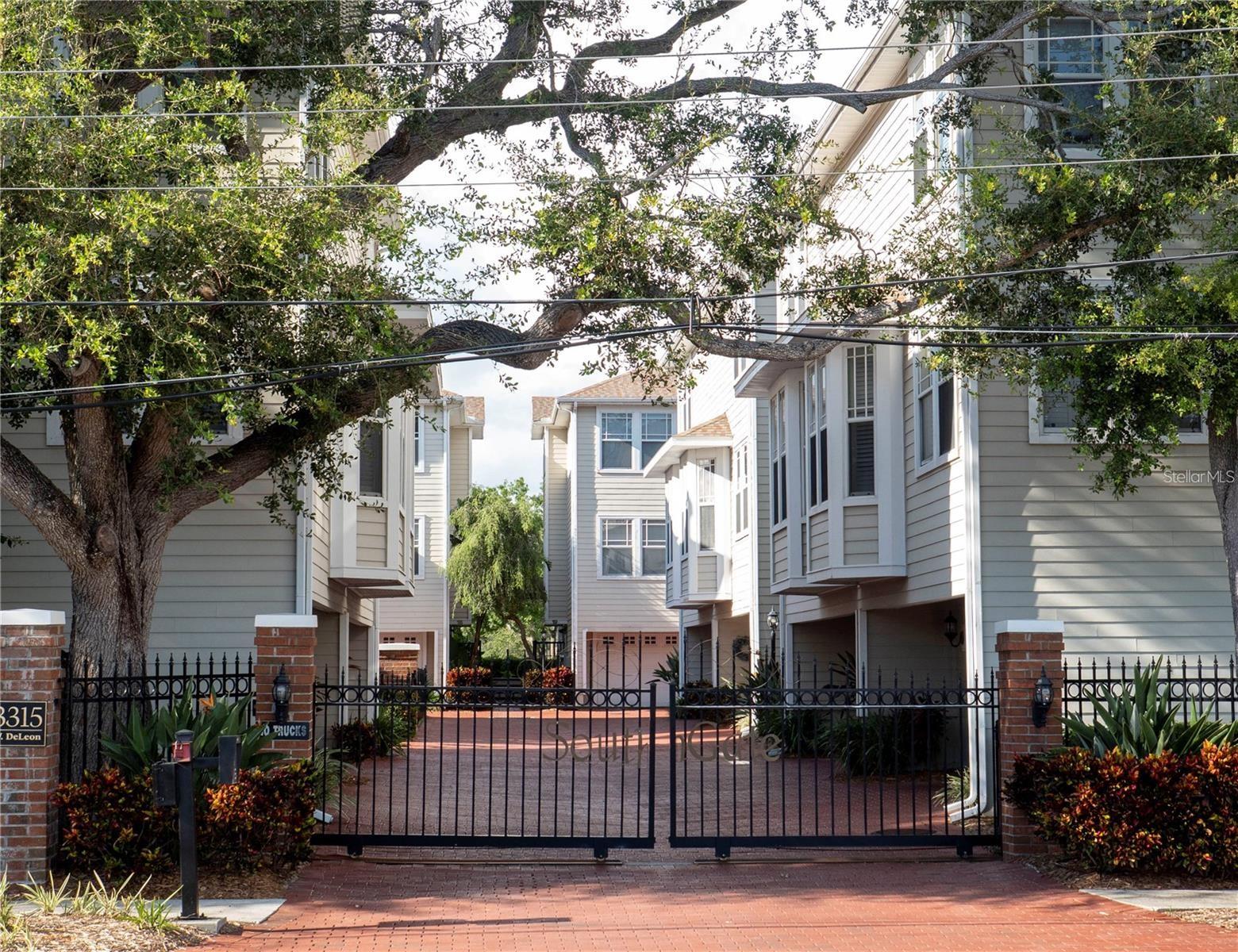 Photo of 3315 W DE LEON #20 STREET #20 TAMPA FL 33609