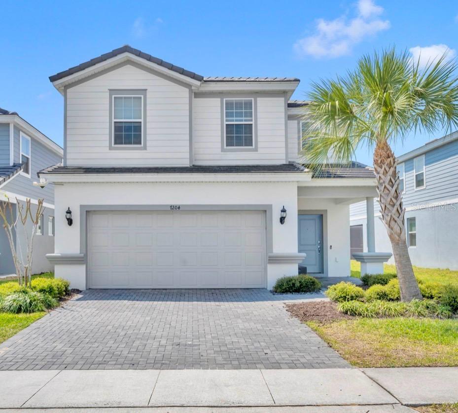 Photo of 7204 OAKMOSS LOOP DAVENPORT FL 33837