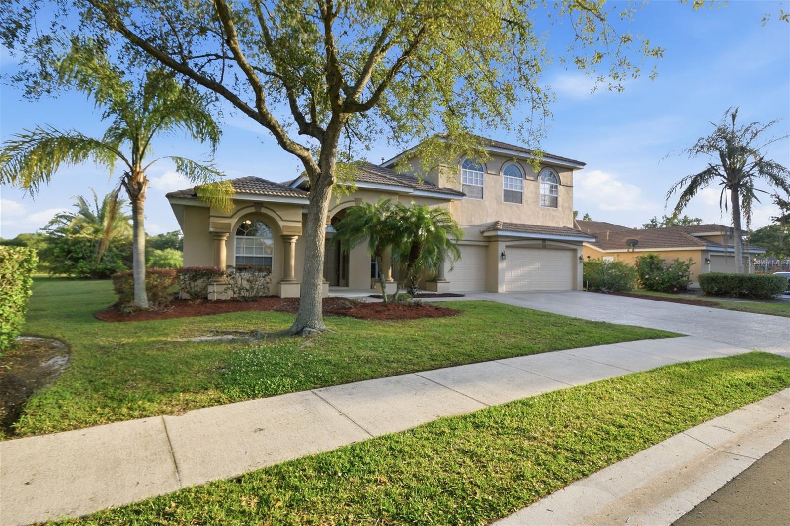 Photo of 12408 NATUREVIEW CIRCLE BRADENTON FL 34212