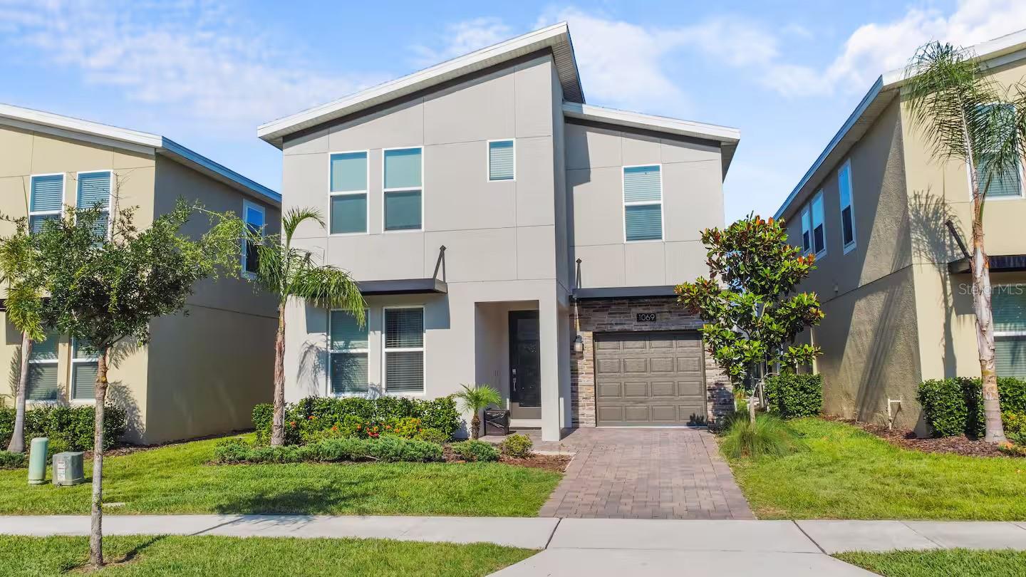 Photo of 1069 LEADER STREET DAVENPORT FL 33896