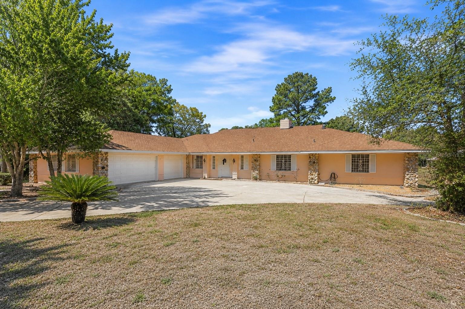 Photo of 1352 ERROL PARKWAY APOPKA FL 32712