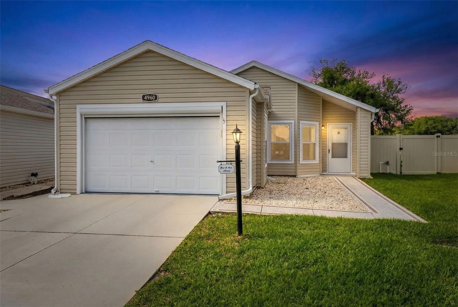 Photo of 4960 HERON RUN CIRCLE LEESBURG FL 34748