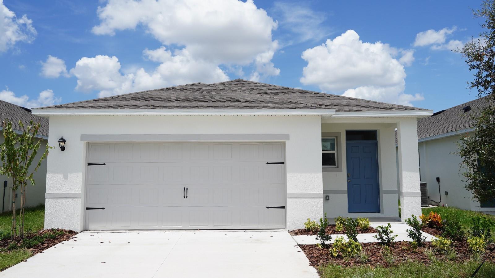 Photo of 5561 TAVERNA LOOP WINTER HAVEN FL 33884