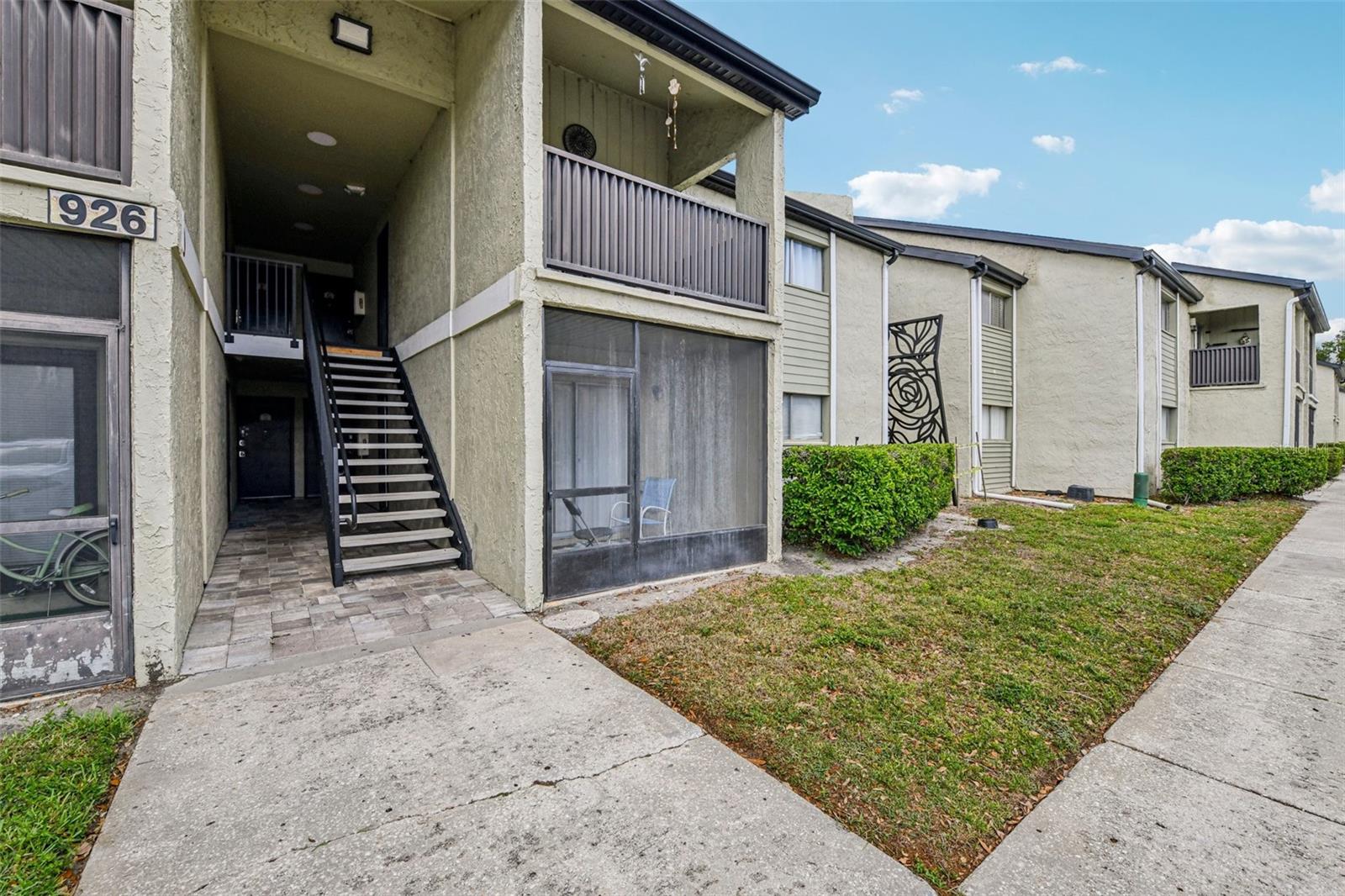 Photo of 926 LAKE DESTINY ROAD #F ALTAMONTE SPRINGS FL 32714