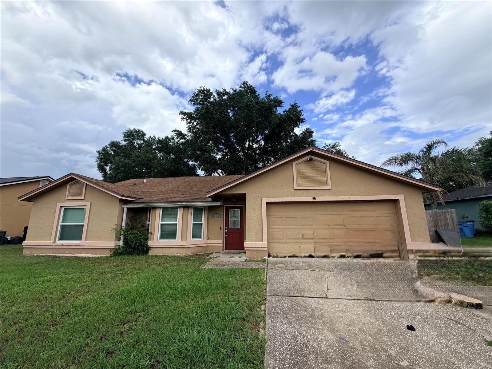 Photo of 663 MOSQUERO AVENUE DELTONA FL 32738