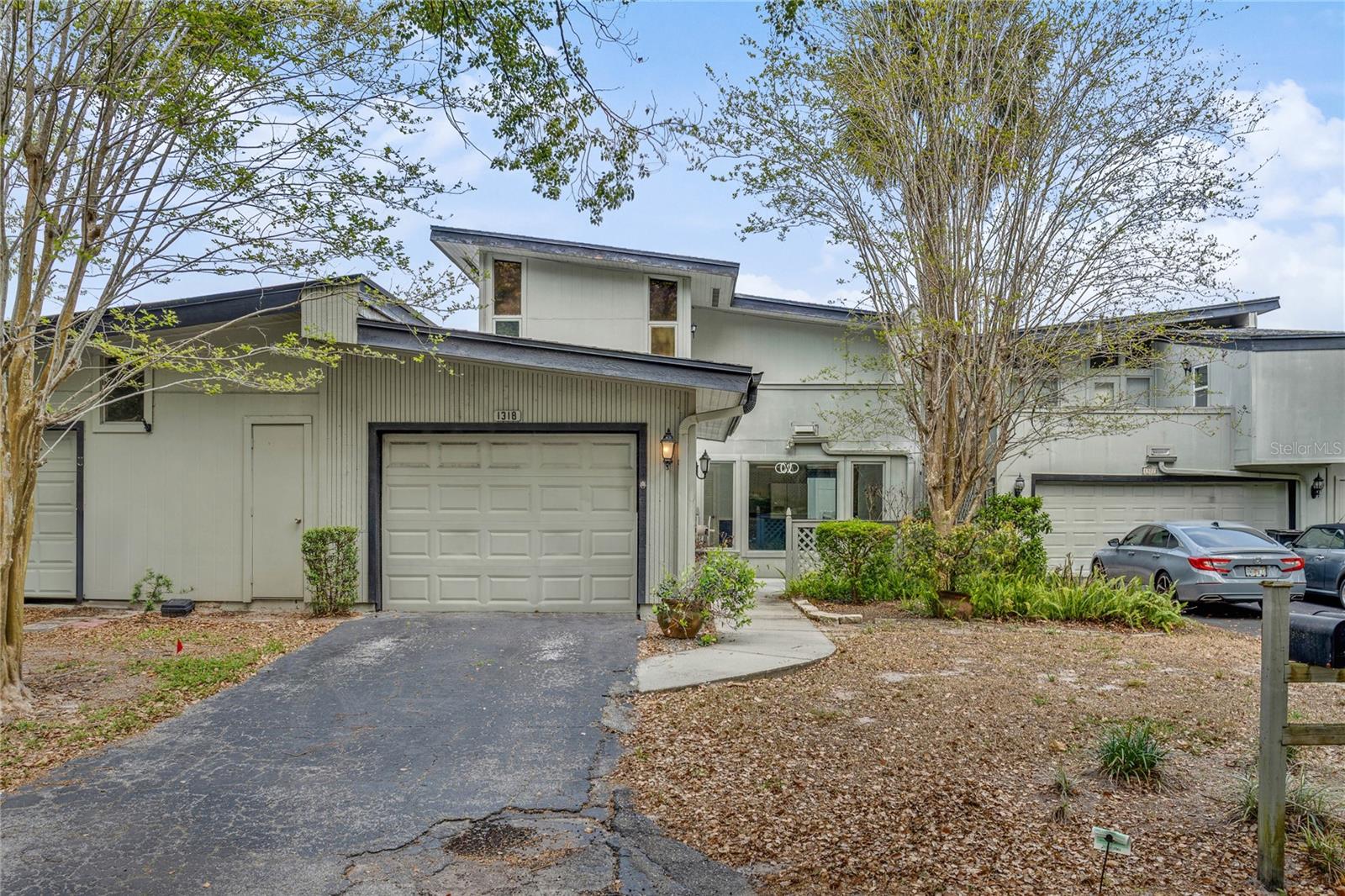 Photo of 1318 CHEBON CT COURT #Unit E-F APOPKA FL 32712