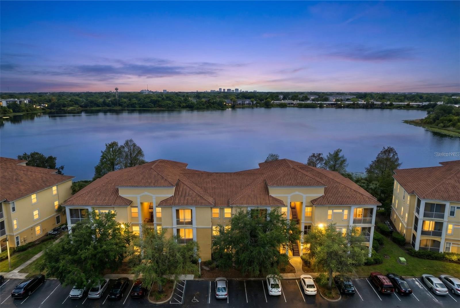 Photo of 1440 LAKE SHADOW CIRCLE #8305 MAITLAND FL 32751