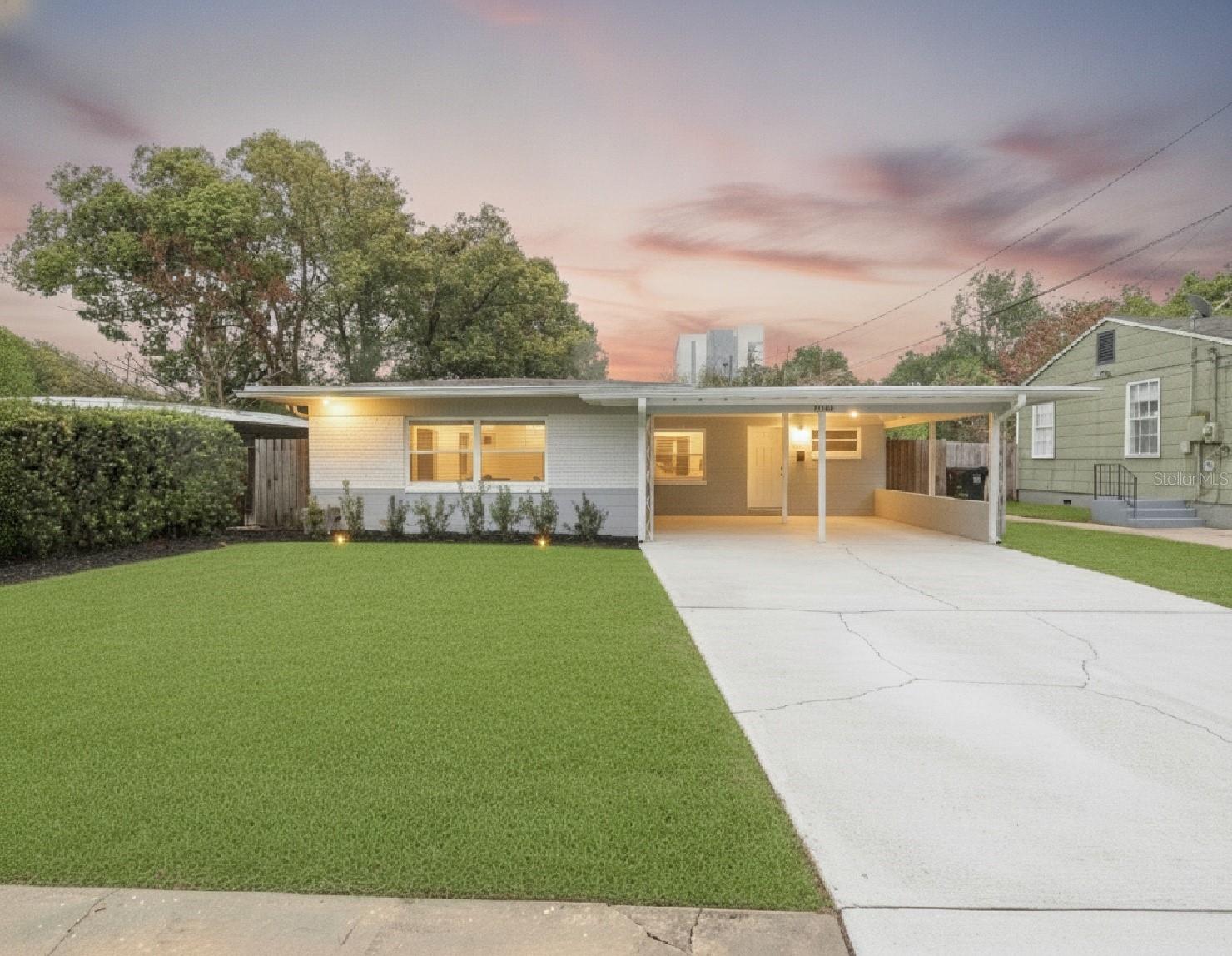 Photo of 2513 MUSSELWHITE AVENUE ORLANDO FL 32804