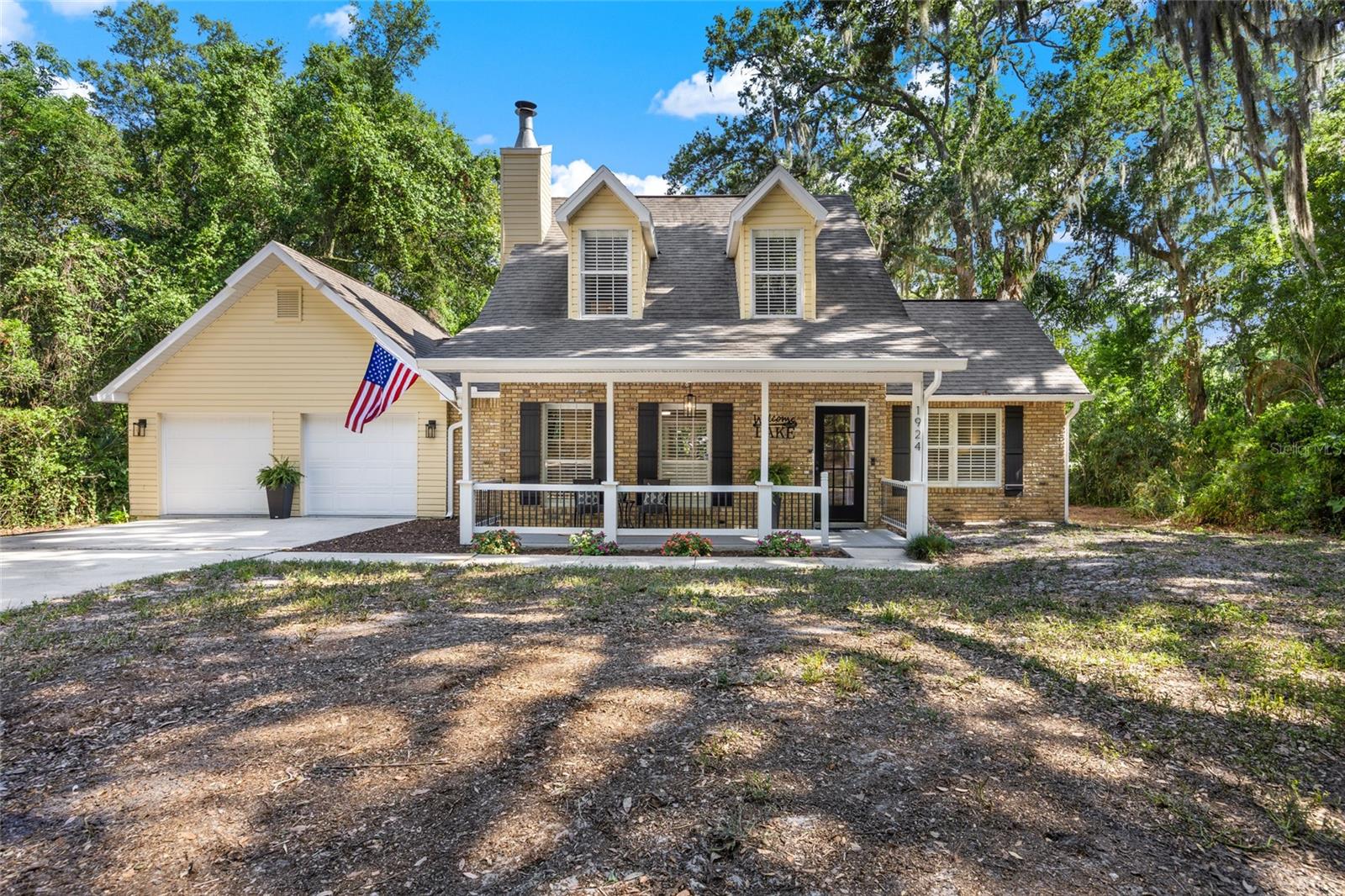 Photo of 1924 DOWN HOLLOW LANE WINDERMERE FL 34786