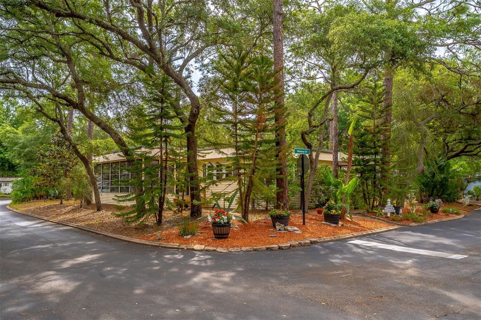 Photo of 532 HICKORY COURT LAKE MARY FL 32746