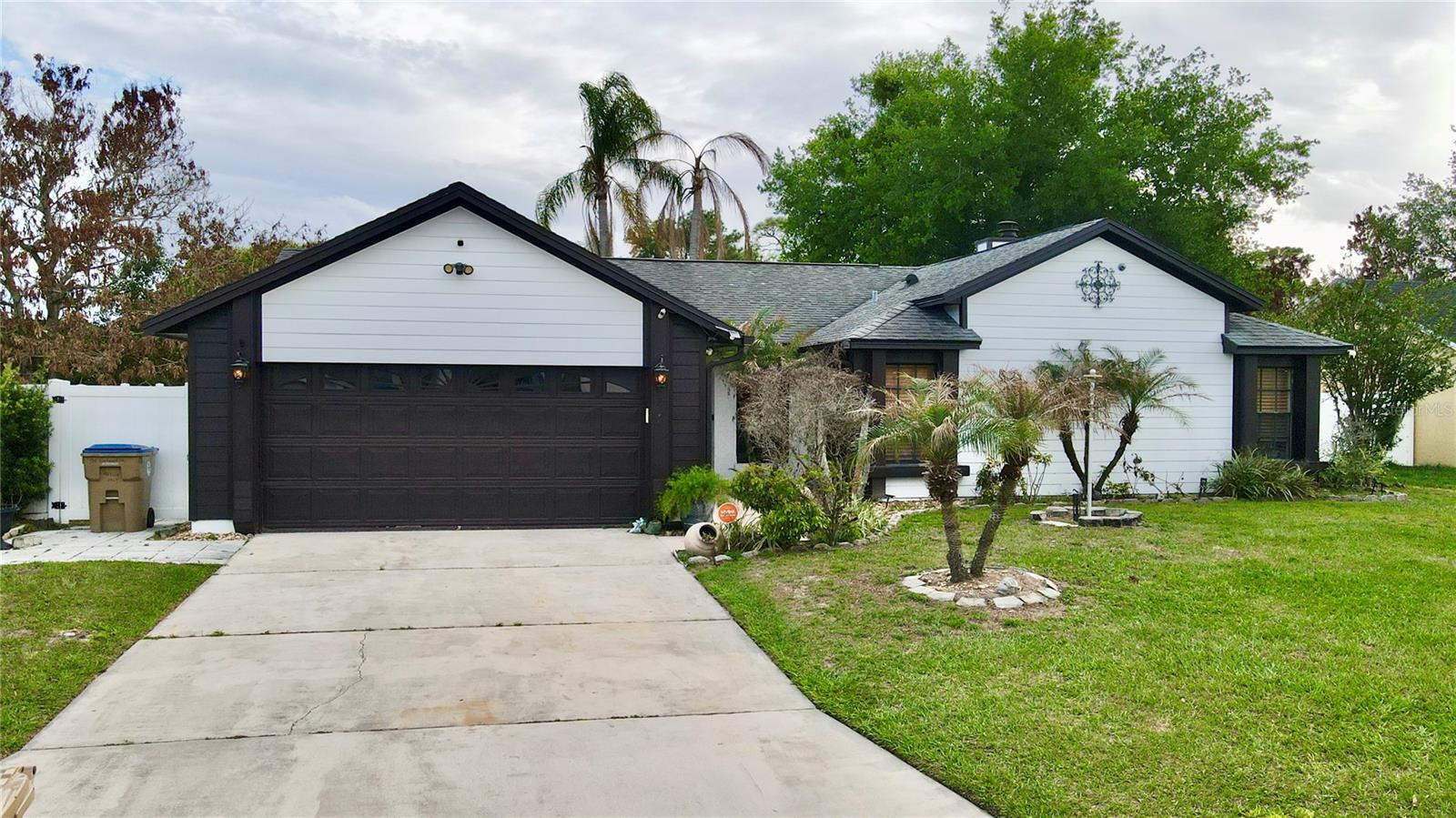 Photo of 125 TEAKWOOD DRIVE KISSIMMEE FL 34743