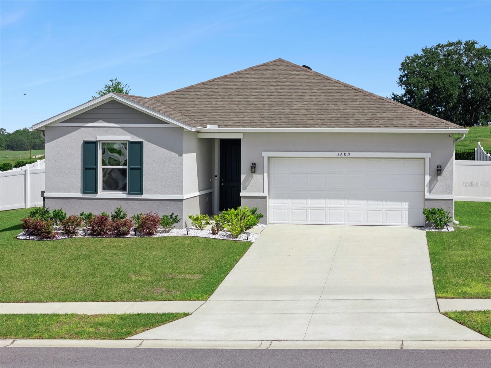 Photo of 1682 LITTLELEAF BOXWOOD LOOP MASCOTTE FL 34753