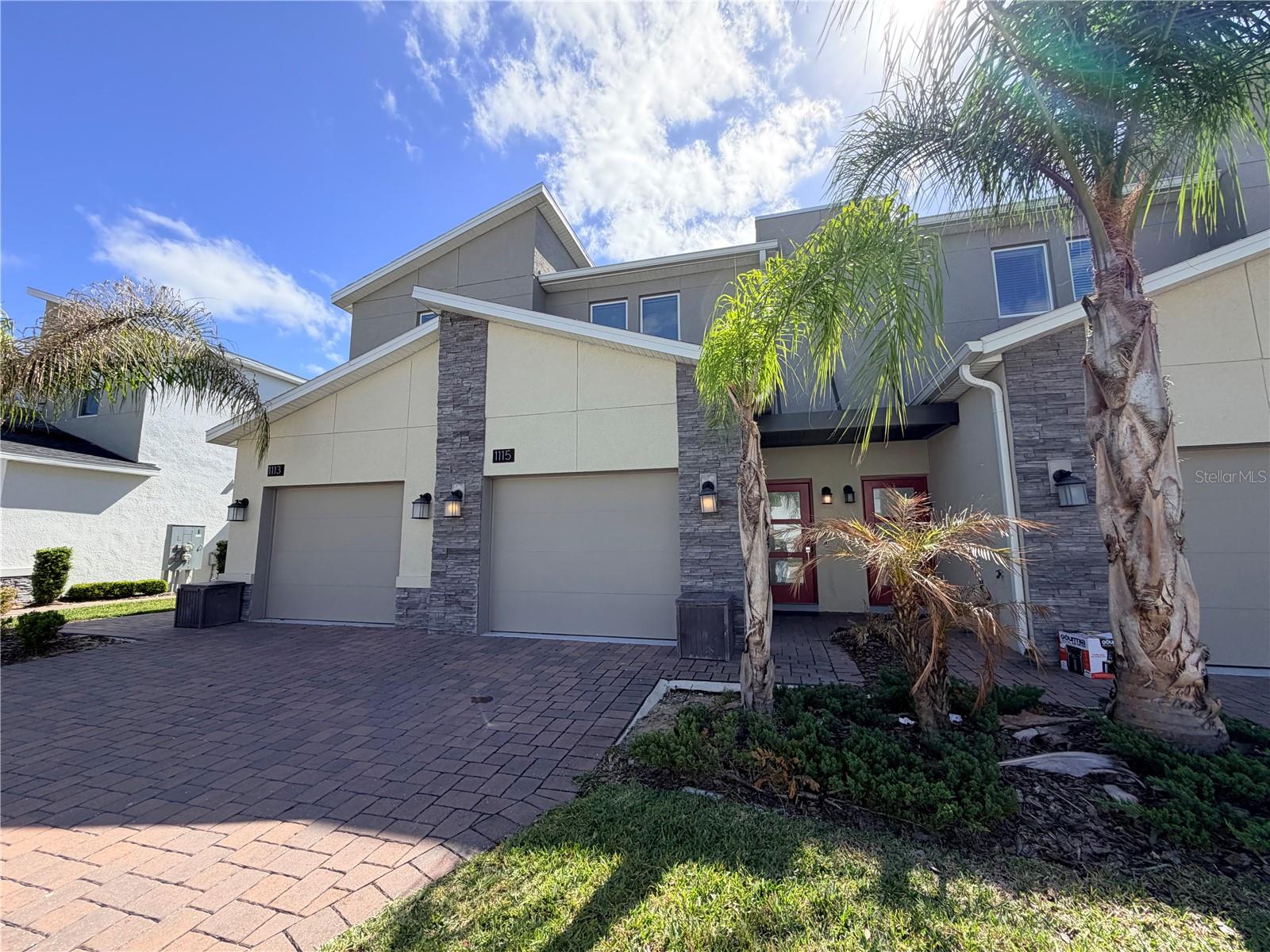 Photo of 1115 CHALLENGE DRIVE DAVENPORT FL 33896
