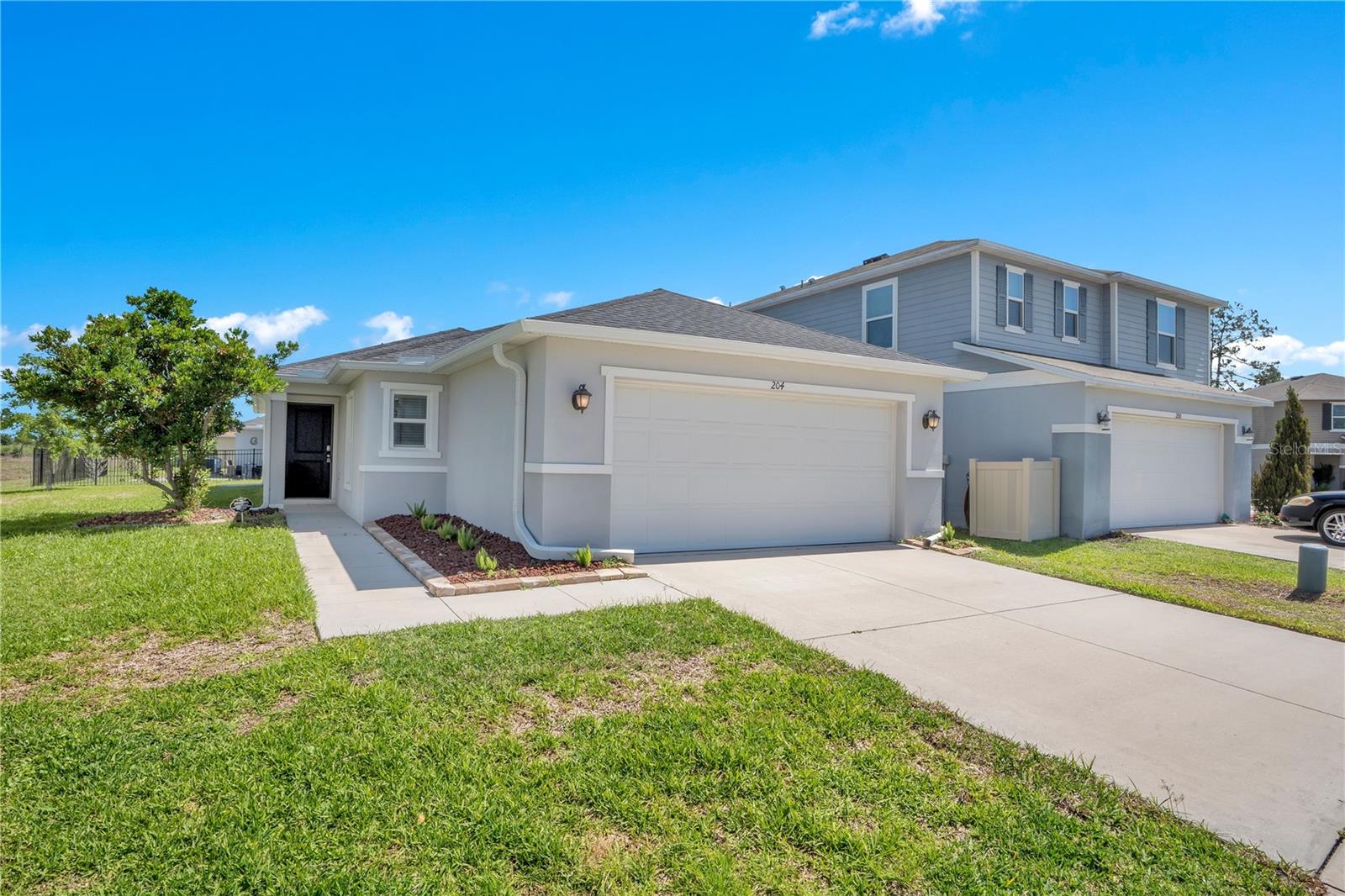 Photo of 204 MILES COURT DAVENPORT FL 33837