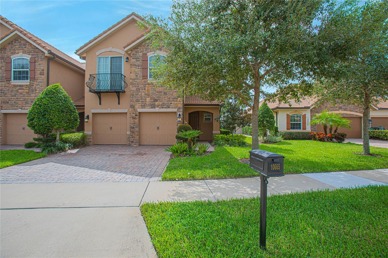 Photo of 10665 BELFRY CIRCLE ORLANDO FL 32832