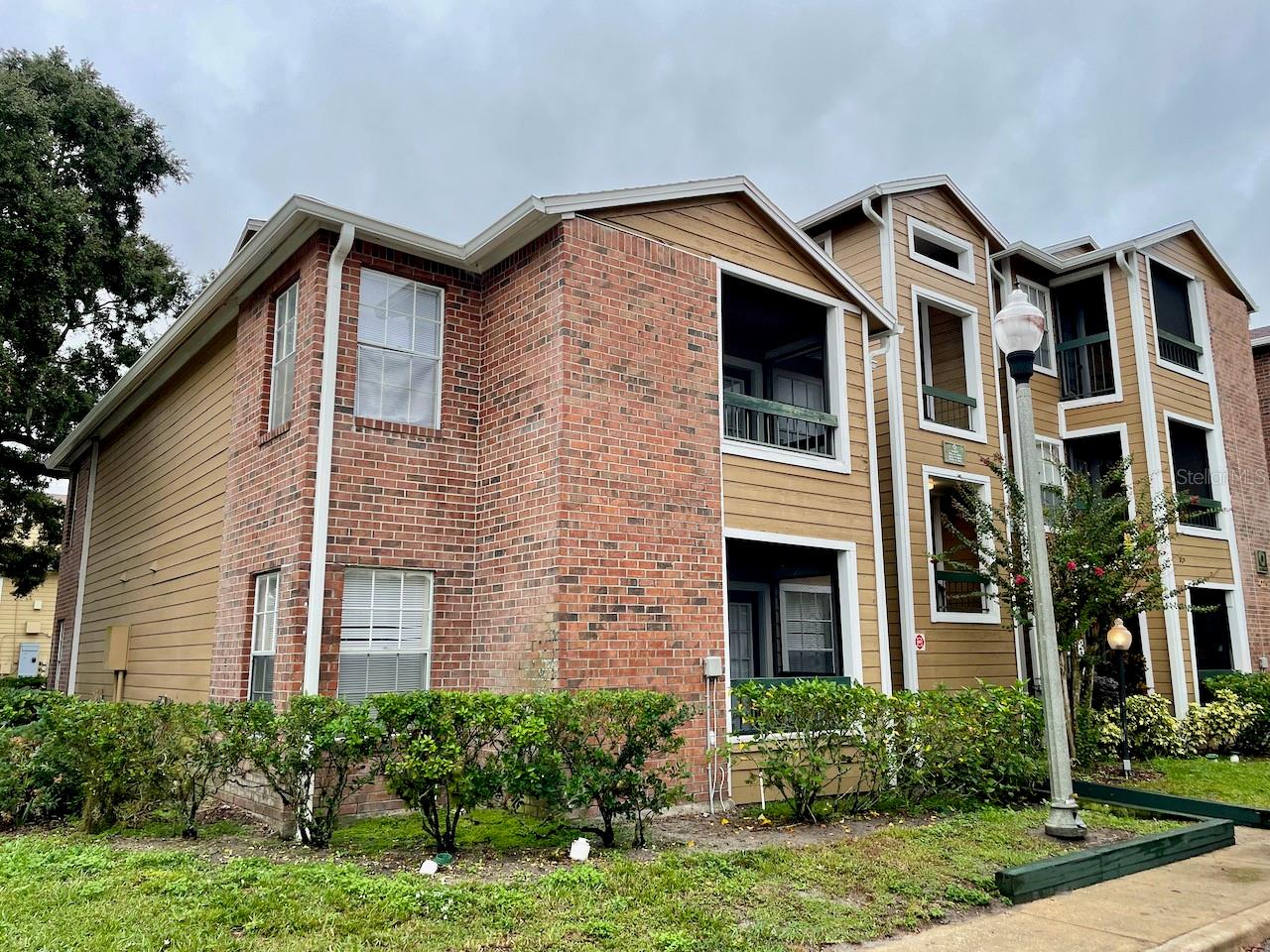 Photo of 4225 THORNBRIAR LANE #201 ORLANDO FL 32822