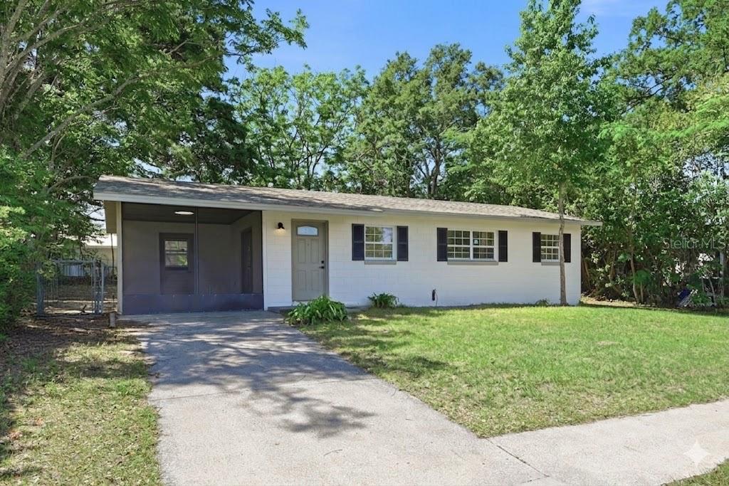 Photo of 2115 WOODLAND BOULEVARD LEESBURG FL 34748