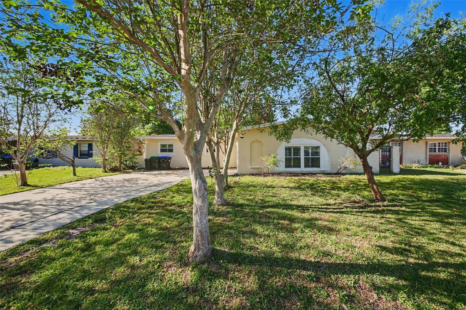 Photo of 722 GALSWORTHY AVENUE ORLANDO FL 32809