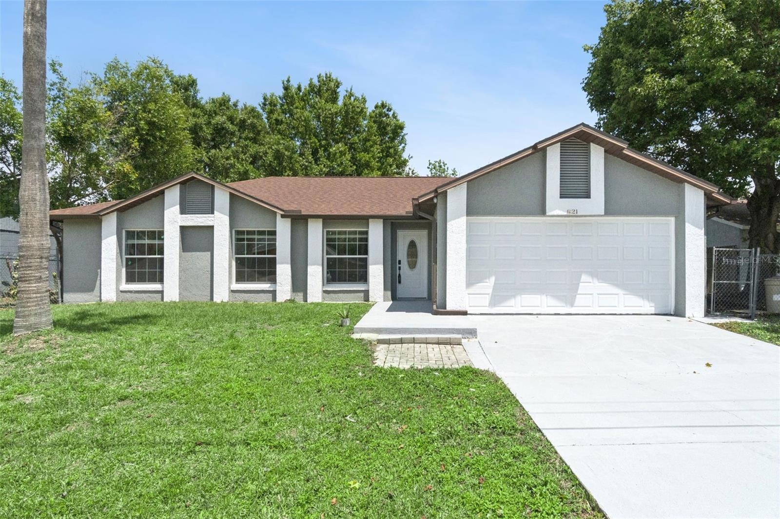 Photo of 621 N DELMONTE COURT POINCIANA FL 34758