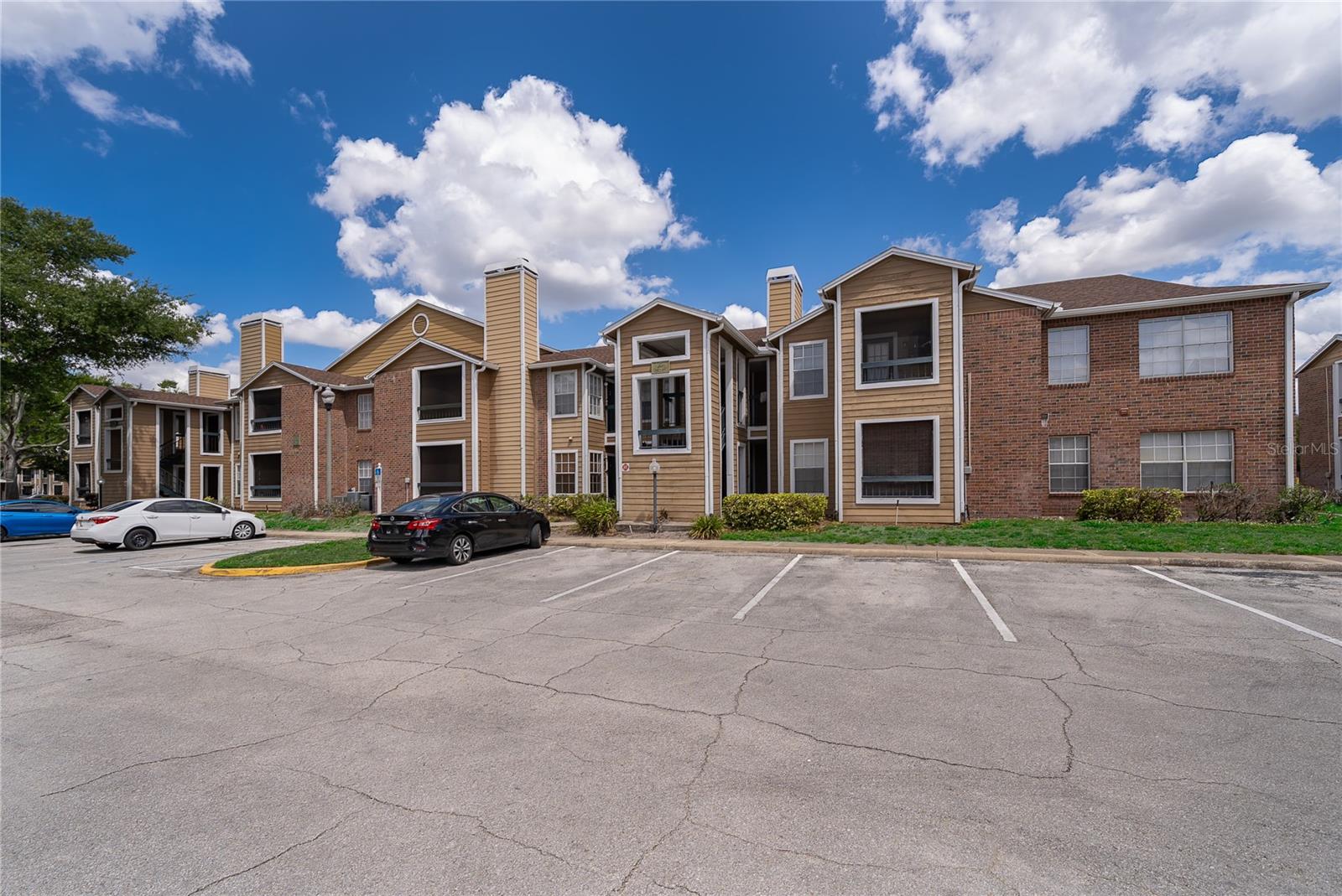 Photo of 4367 THORNBRIAR LANE #206 ORLANDO FL 32822