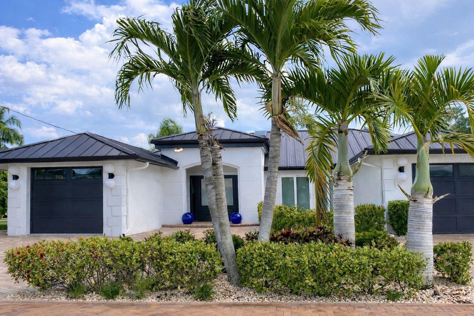 Photo of 808 SW 52ND STREET CAPE CORAL FL 33914
