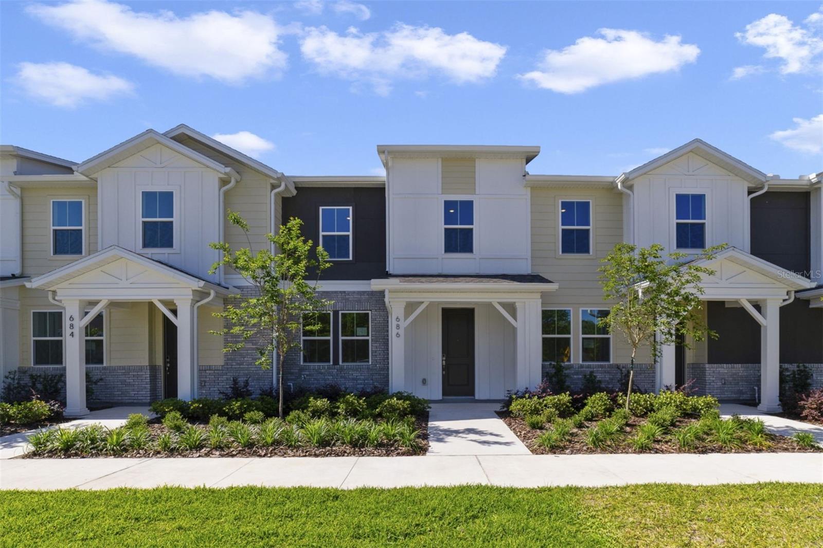 Photo of 686 LOLA LANE OVIEDO FL 32765