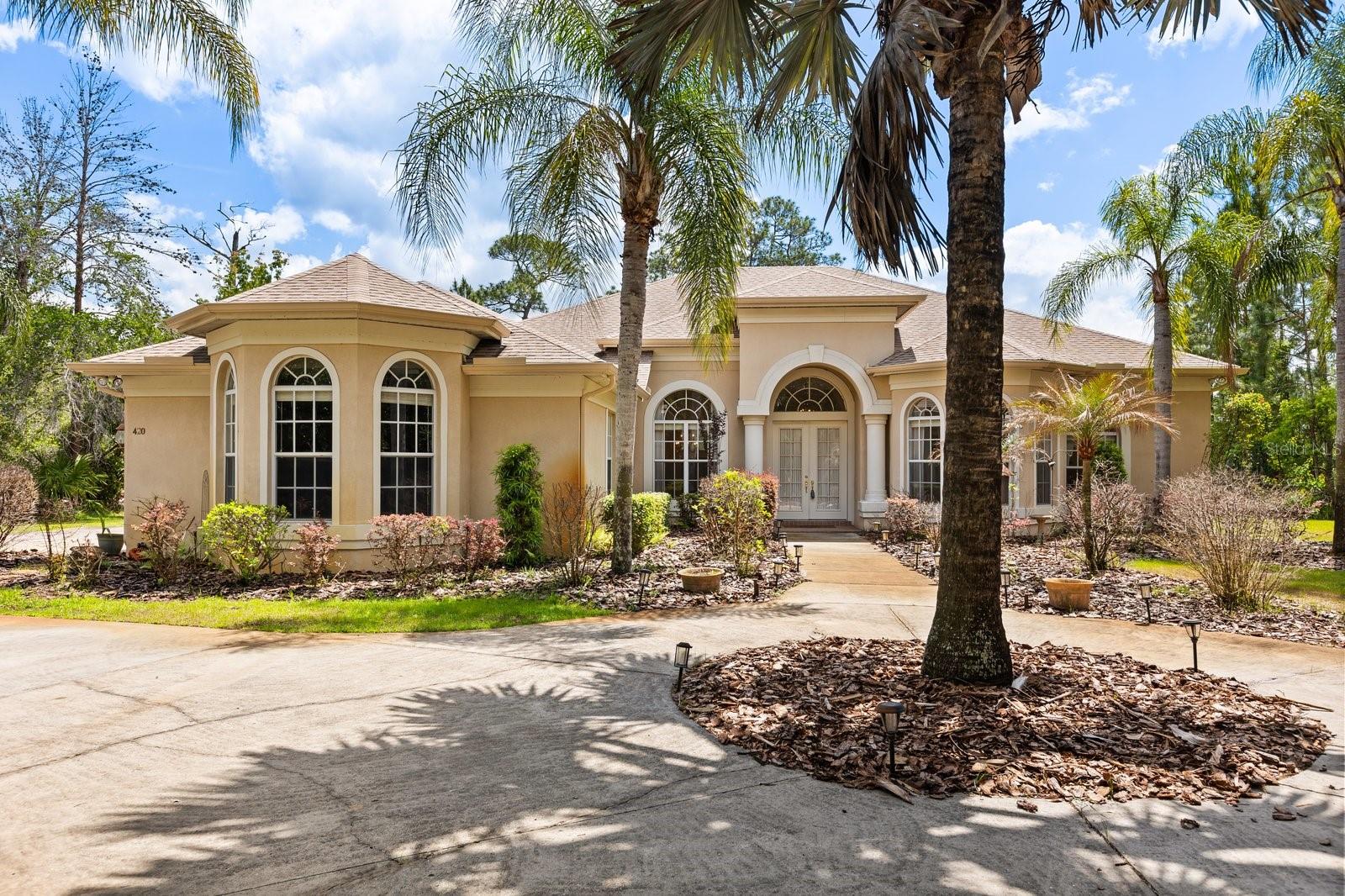 Photo of 420 VALLEY STREAM DRIVE GENEVA FL 32732