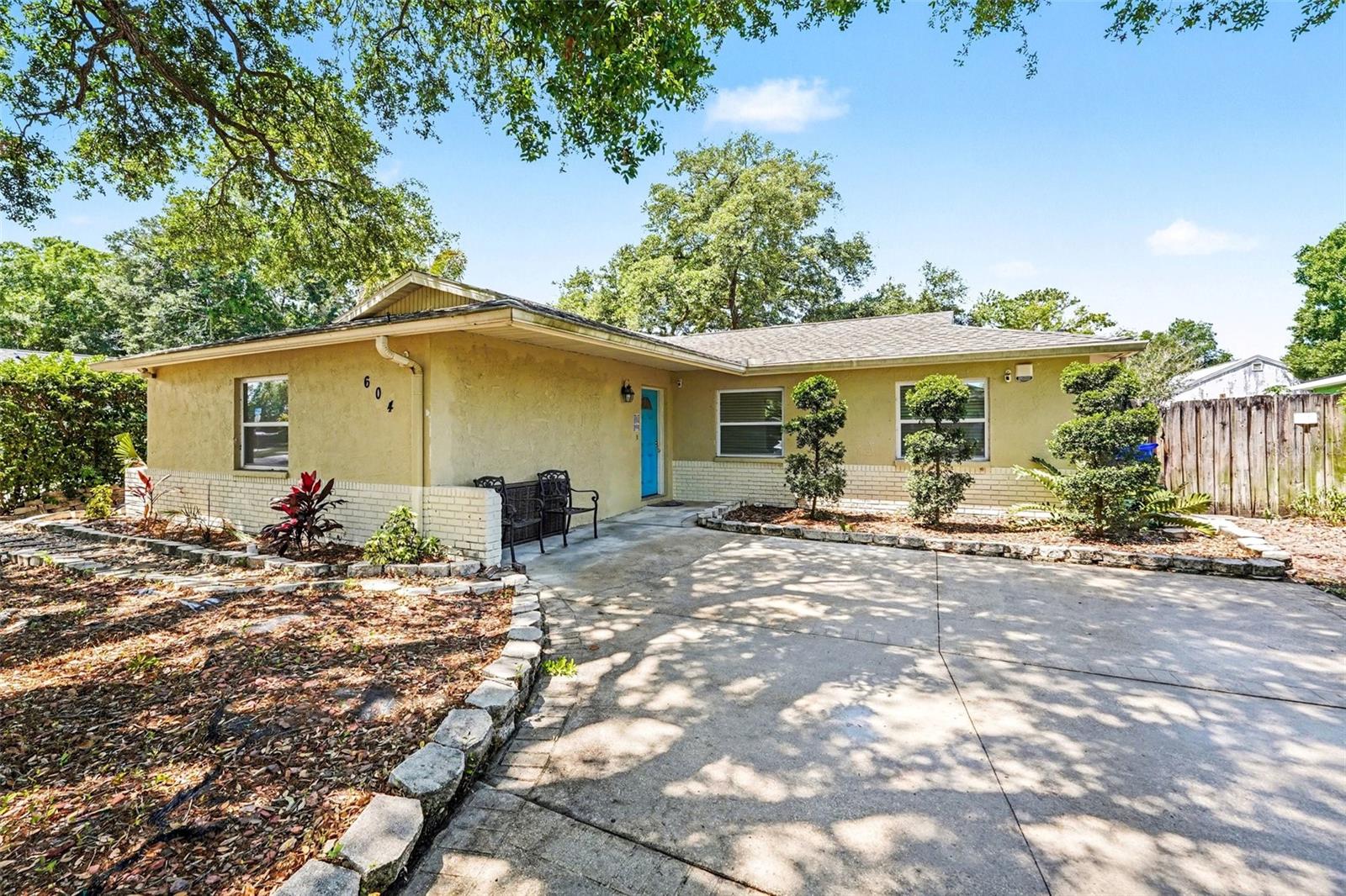 Photo of 604 LIMETREE DRIVE OLDSMAR FL 34677