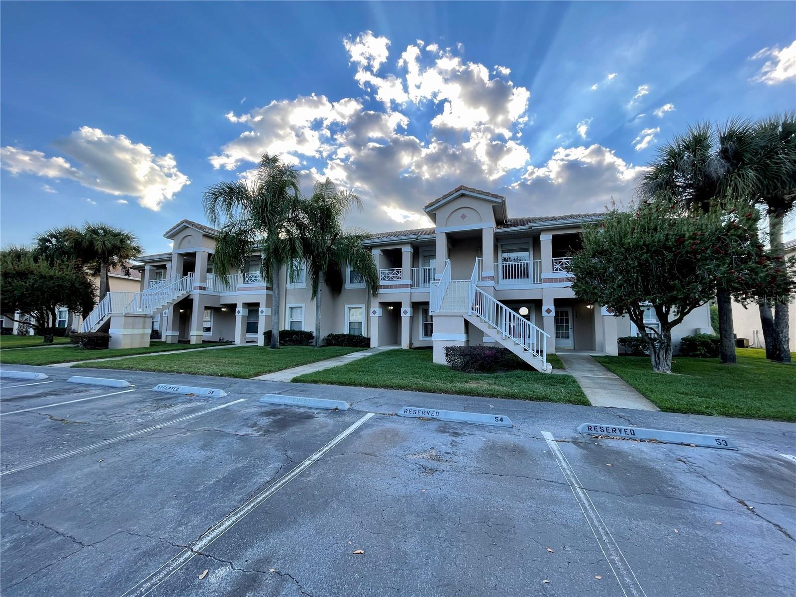 Photo of 13348 FAIRWAY GLEN DRIVE #202 ORLANDO FL 32824