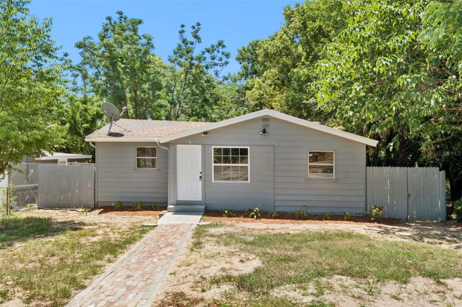 Photo of 8 W ELLA J GILMORE STREET APOPKA FL 32703