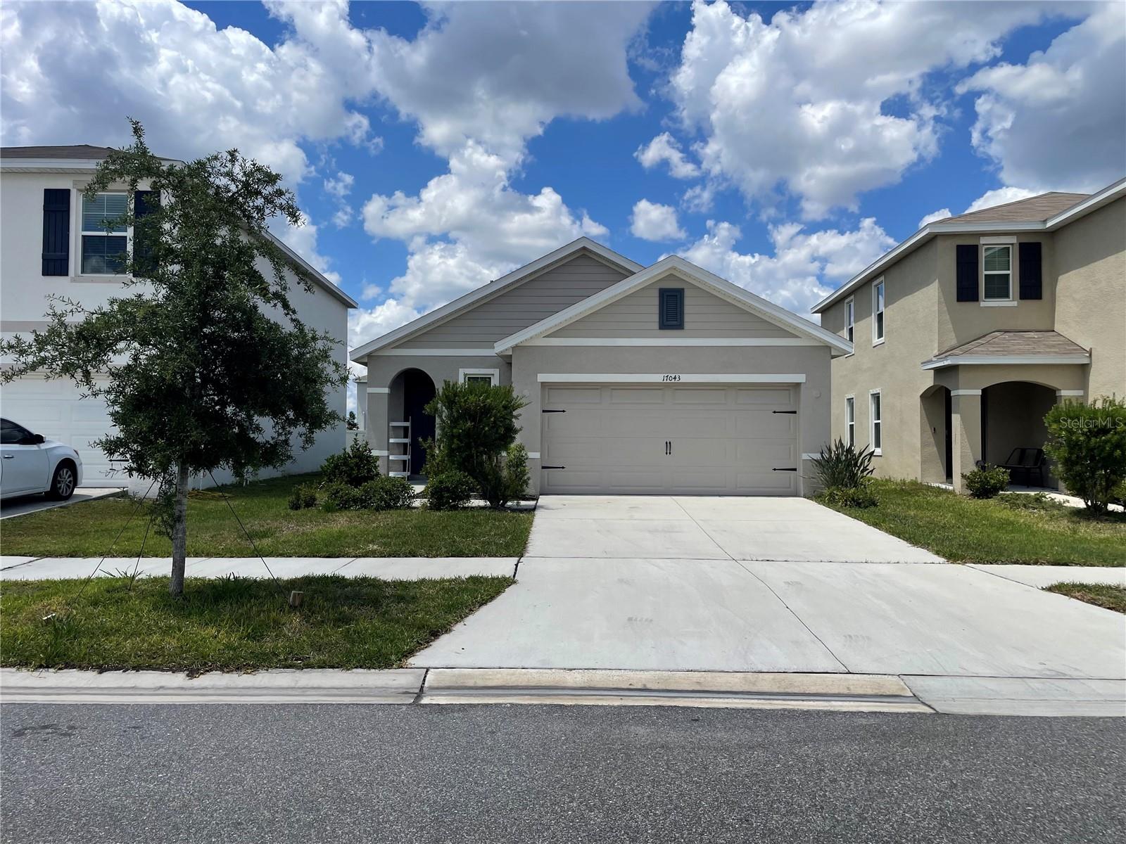 Photo of 17043 OVAL RUM DRIVE WIMAUMA FL 33598