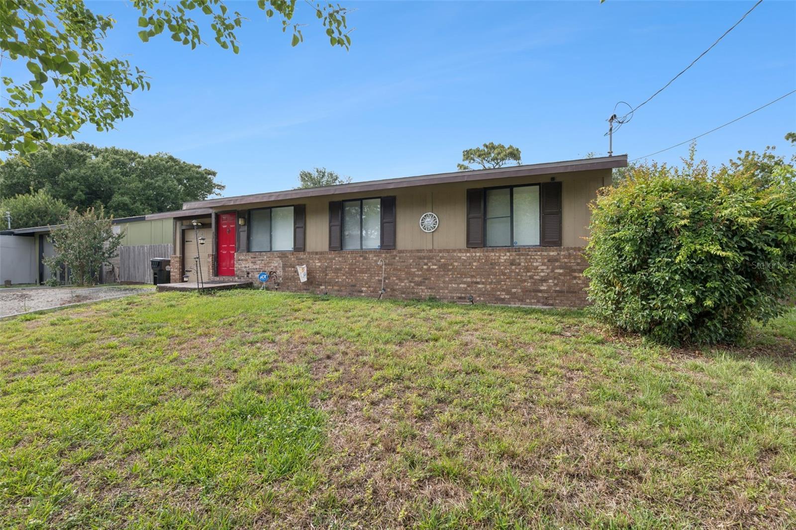 Photo of 25 W THRUSH STREET APOPKA FL 32712