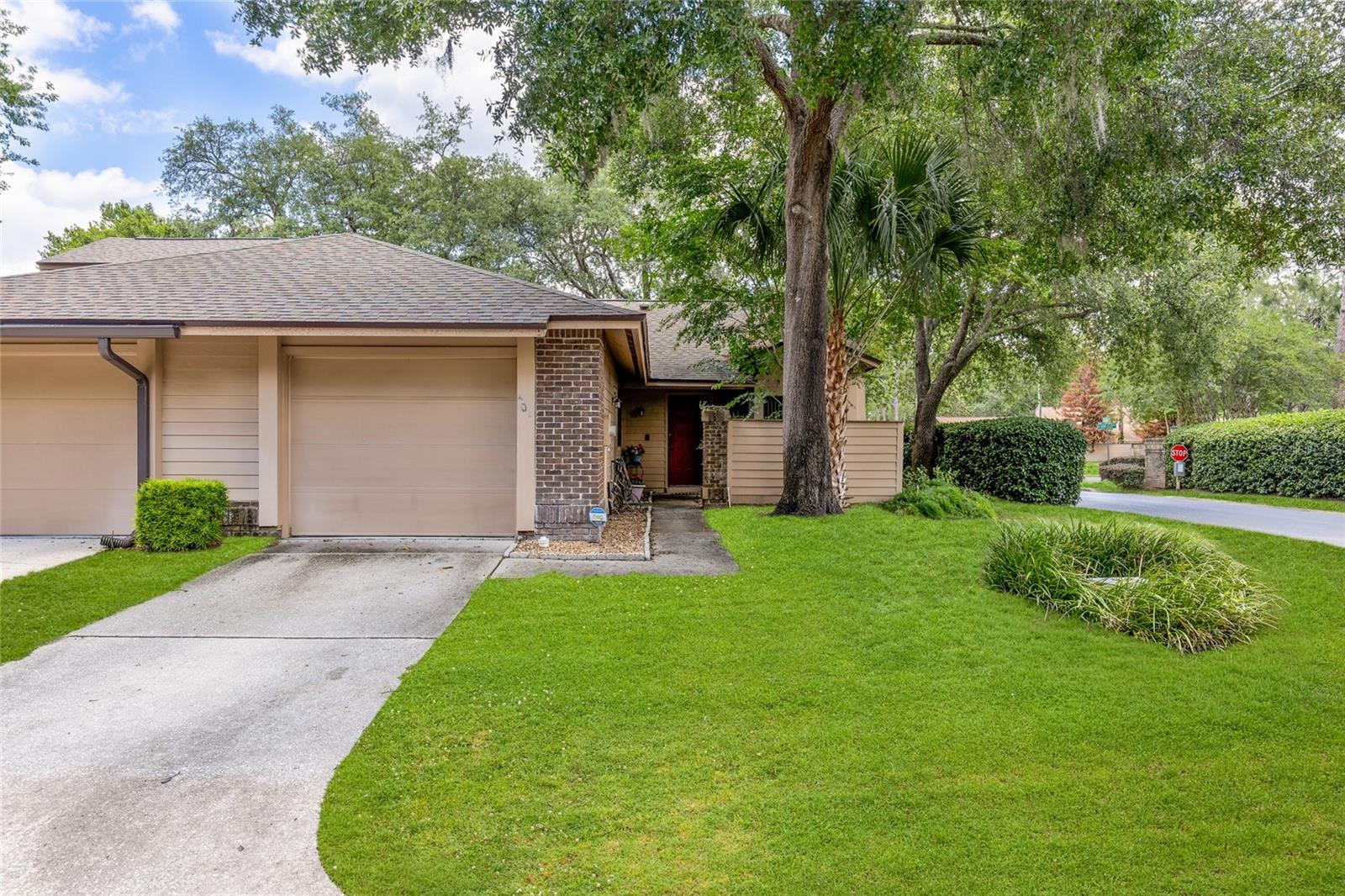 Photo of 601 ALBANY COURT LONGWOOD FL 32779