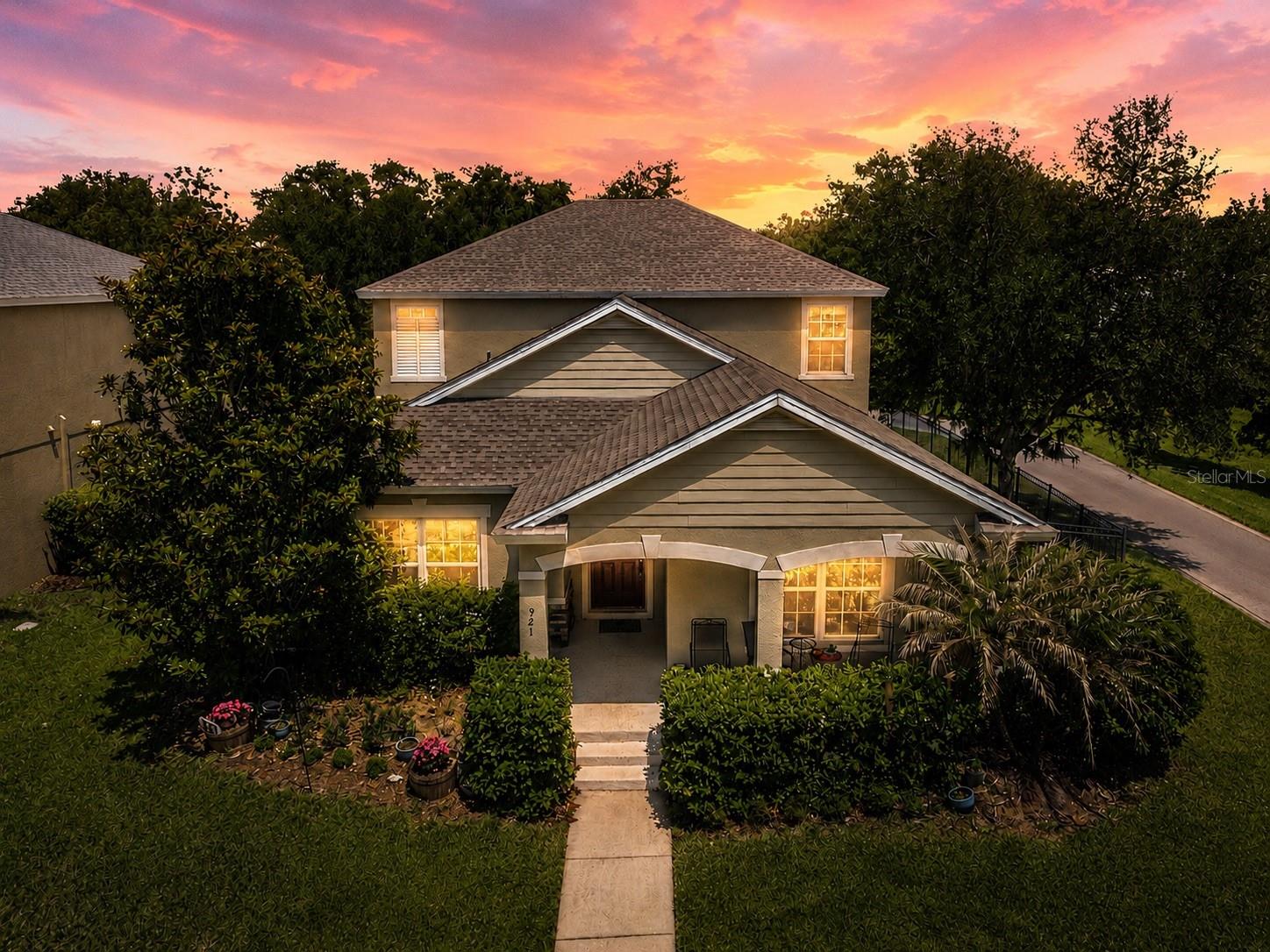 Photo of 921 BENDING OAK TRAIL WINTER GARDEN FL 34787