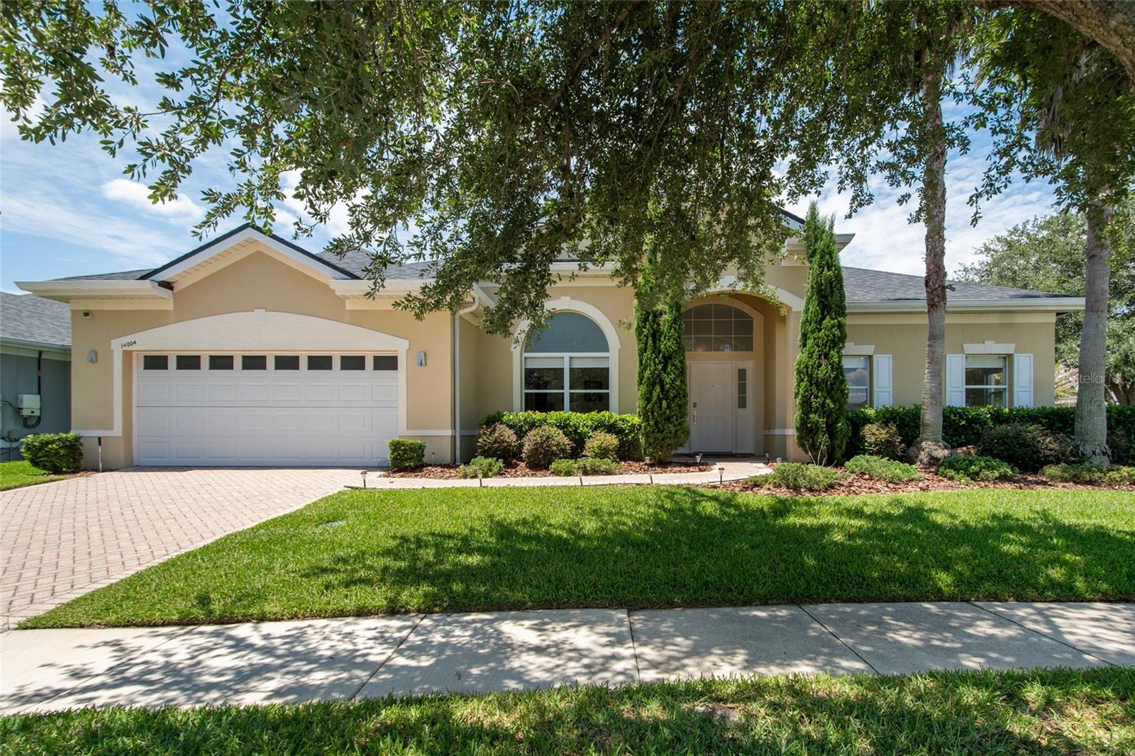 Photo of 14004 KESTREL DRIVE ORLANDO FL 32837