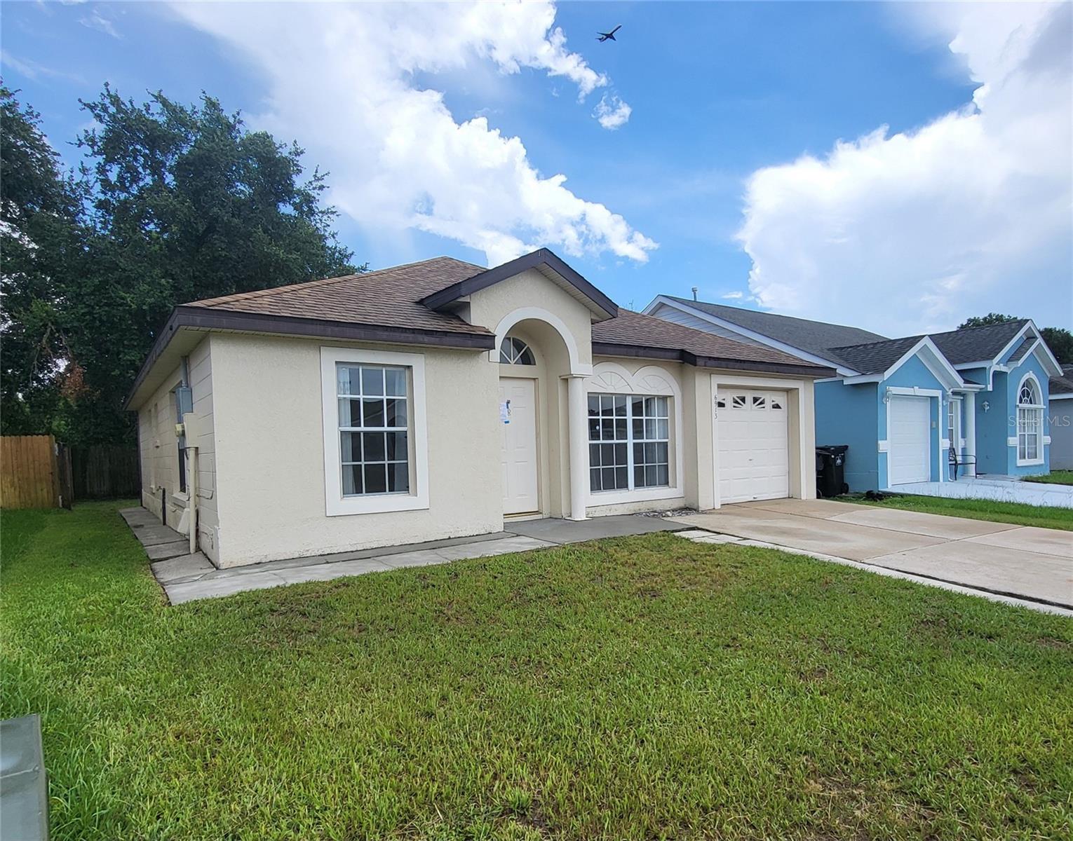 Photo of 6913 LONG NEEDLE COURT ORLANDO FL 32822