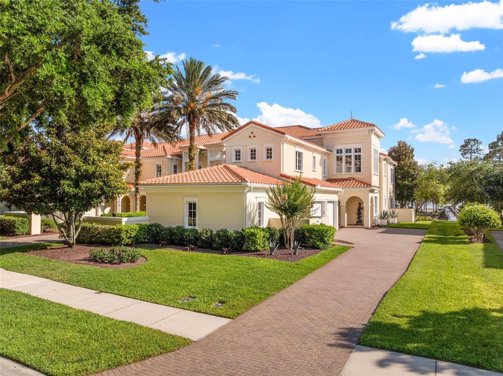 Photo of 10355 KENSINGTON SHORE DRIVE #I-102 ORLANDO FL 32827