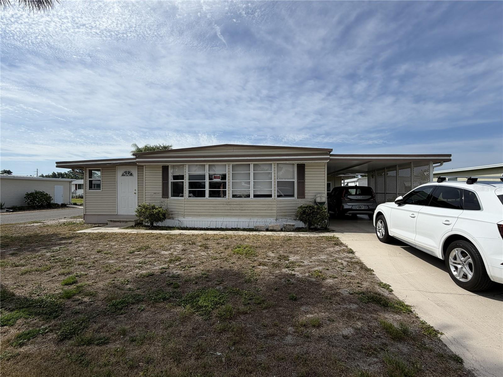Photo of 171 PARADISE LEESBURG FL 34788