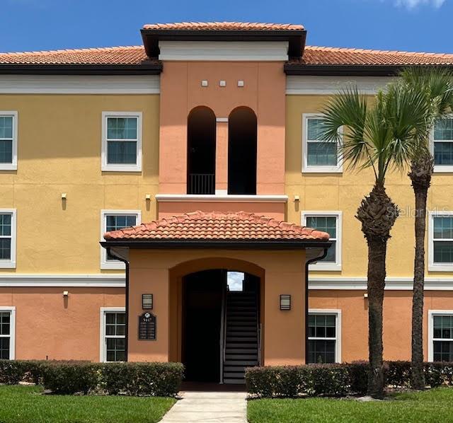 Photo of 5447 VINELAND ROAD #1210 ORLANDO FL 32811