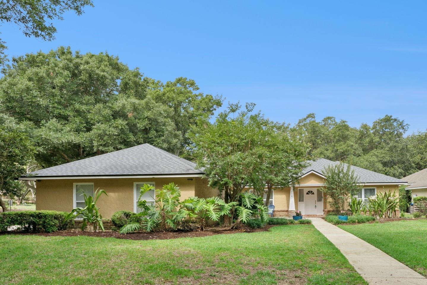 Photo of 4418 WILLOW SHADE COURT ORLANDO FL 32835