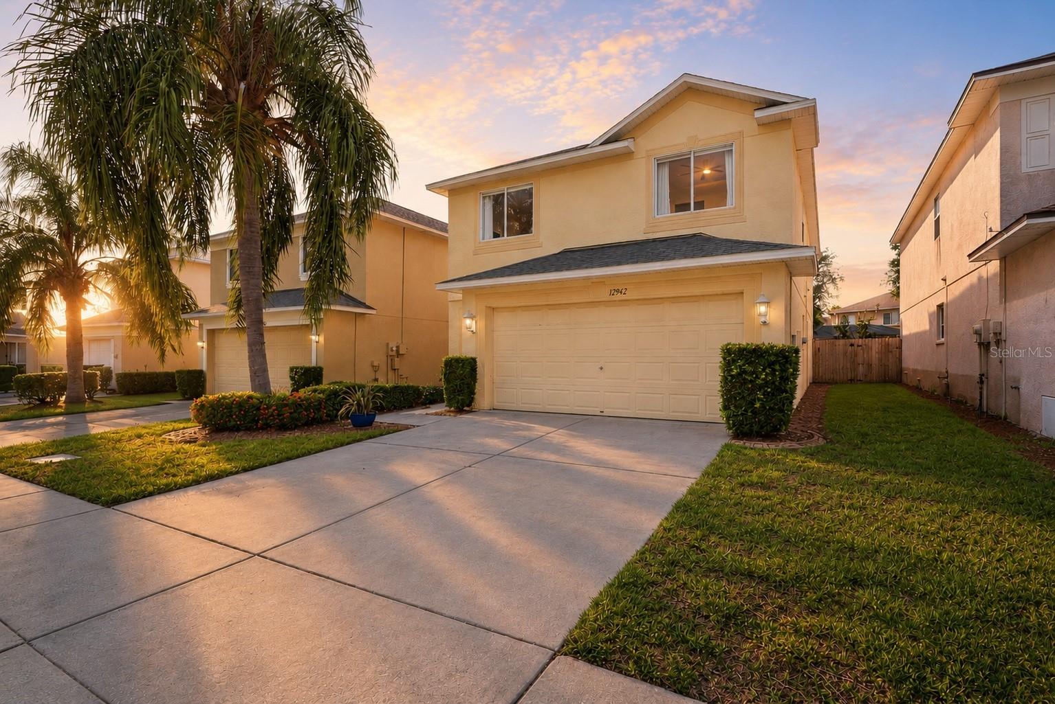 Photo of 12942 FENNWAY RIDGE DRIVE RIVERVIEW FL 33579