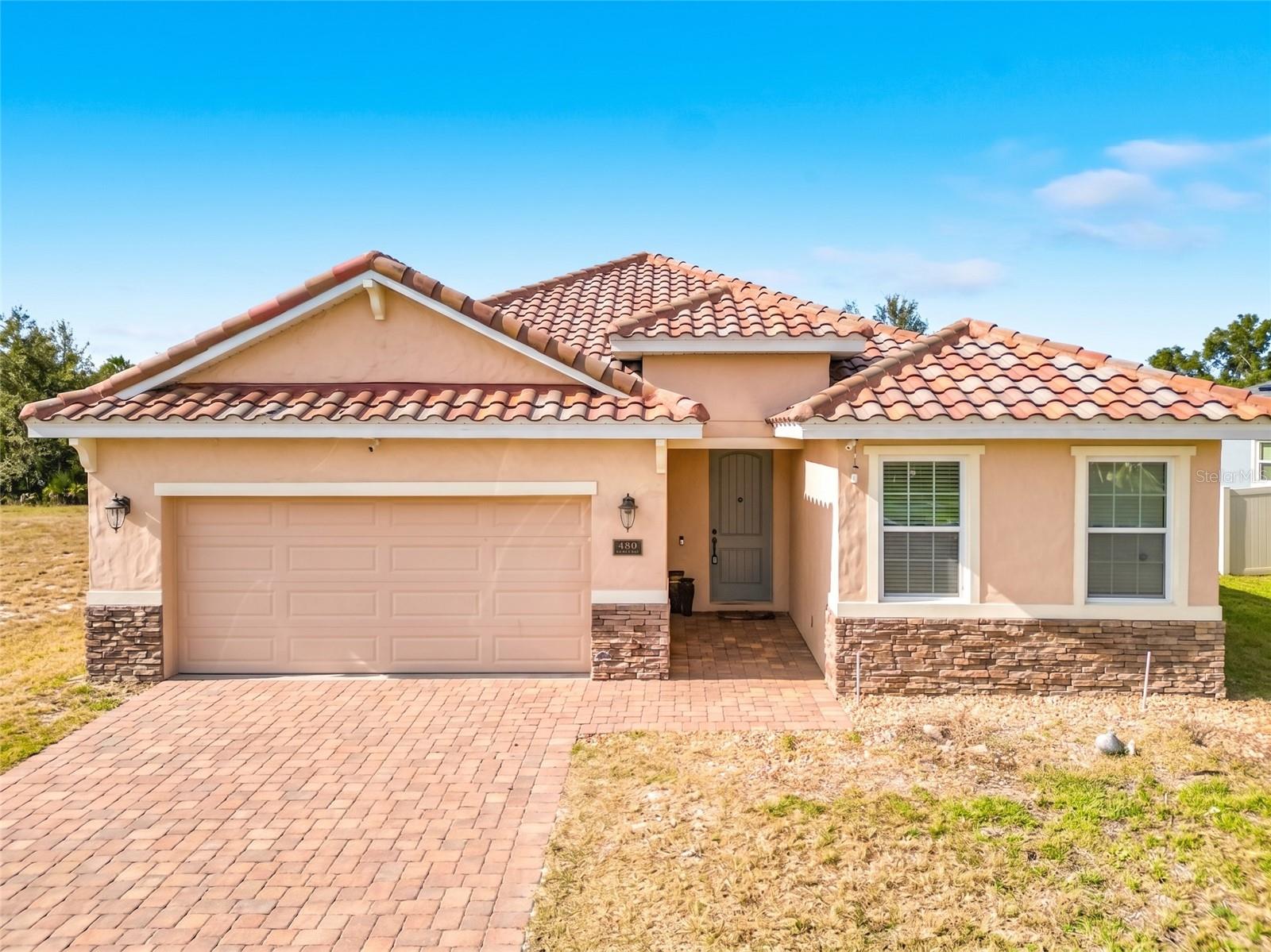 Photo of 480 BELLISSIMO PLACE HOWEY IN THE HILLS FL 34737