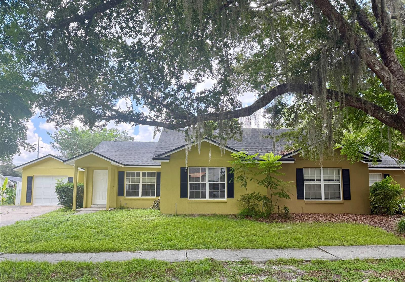 Photo of 939 PECAN STREET OVIEDO FL 32765
