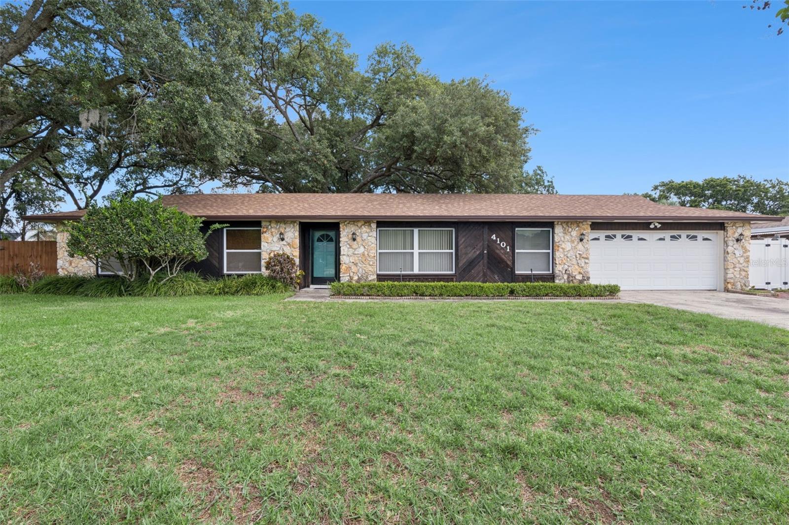 Photo of 4101 PLAYA COURT BELLE ISLE FL 32812