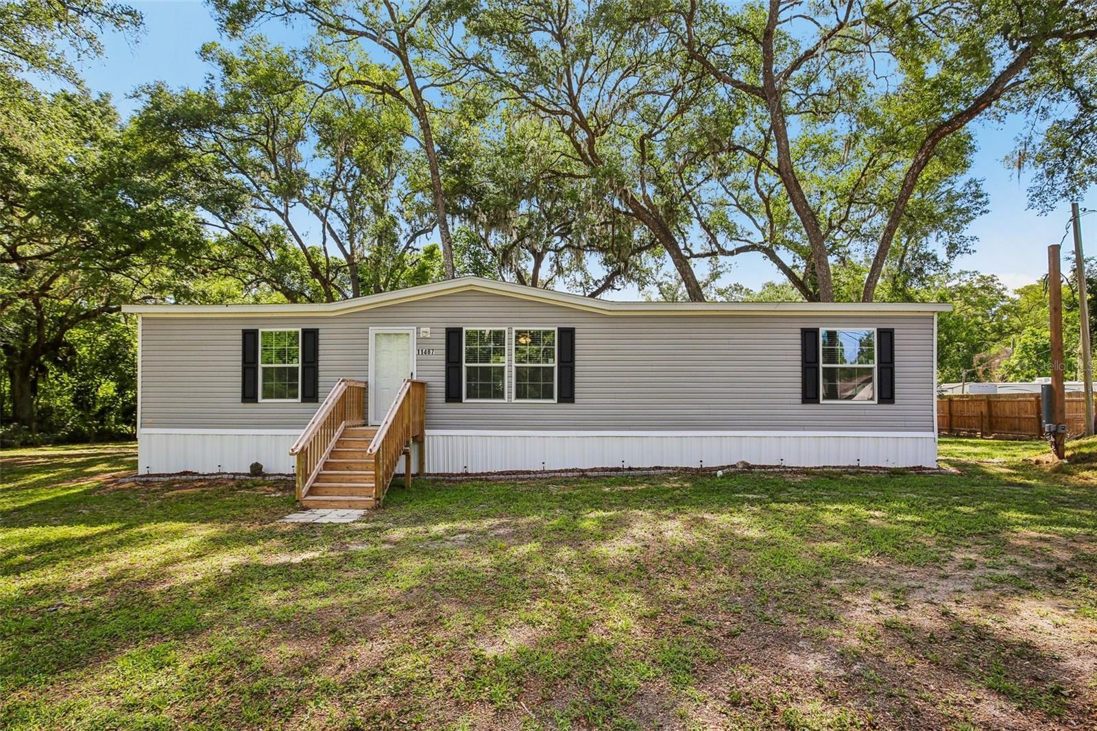 Photo of 11487 SW 42ND TERRACE WEBSTER FL 33597