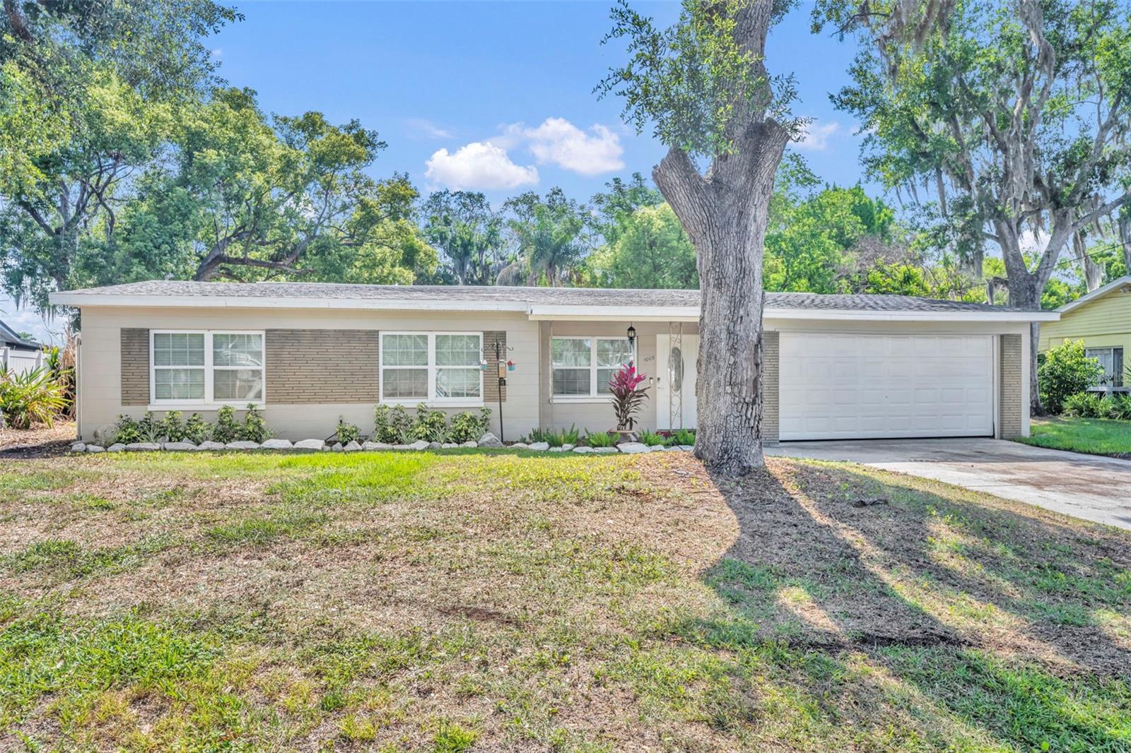Photo of 1009 LAKE BELL DRIVE WINTER PARK FL 32789