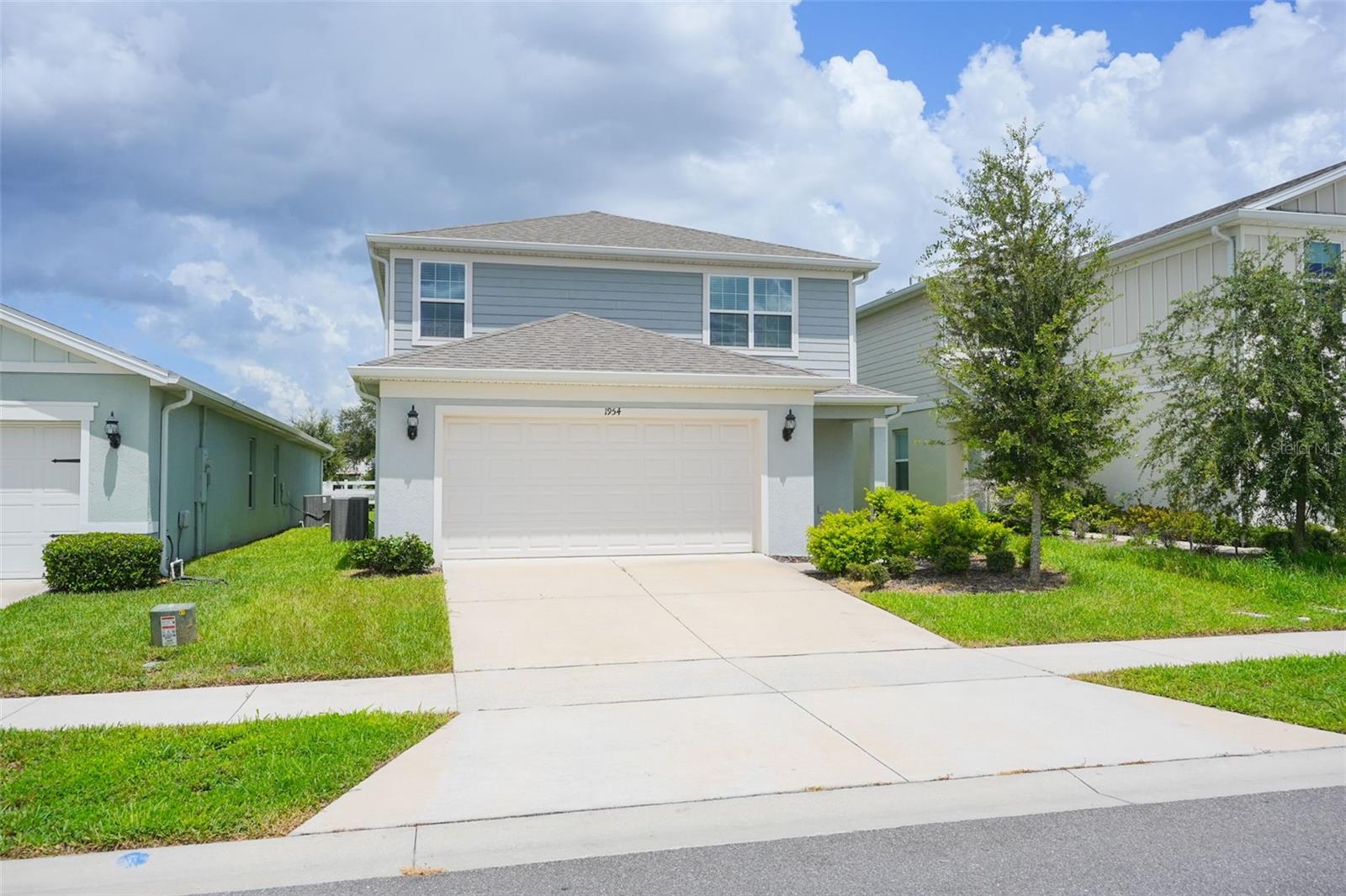 Photo of 1954 ENCHANTING CT. DAVENPORT FL 33896