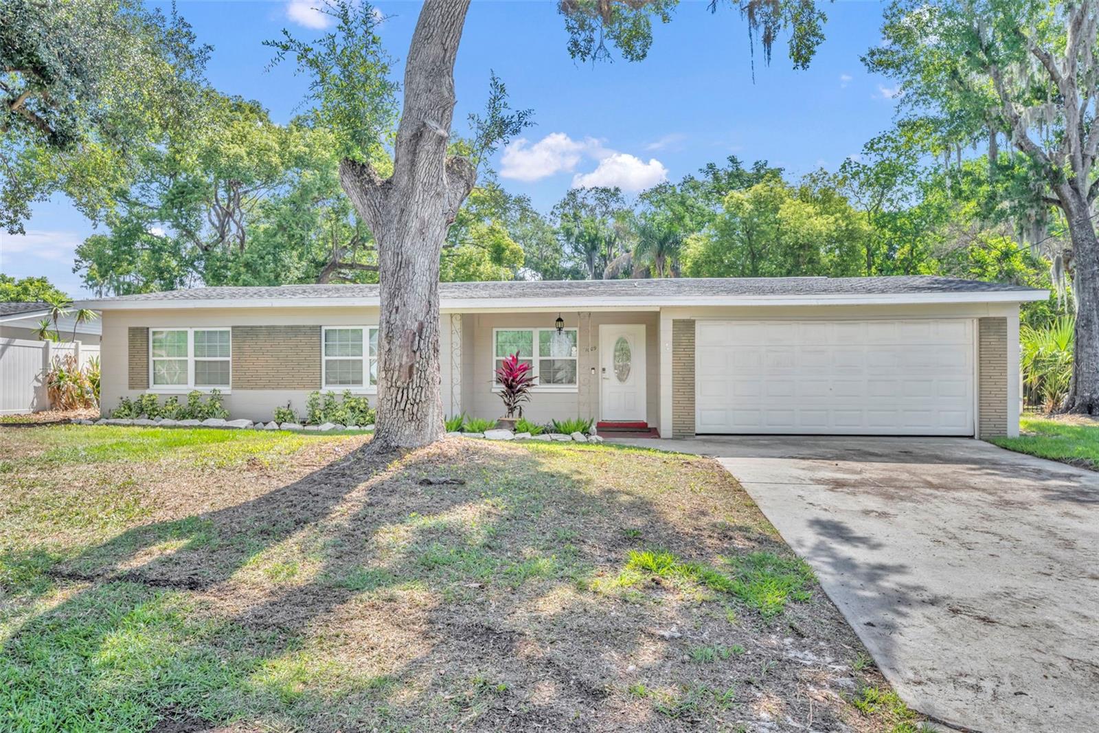 Photo of 1009 LAKE BELL DRIVE WINTER PARK FL 32789