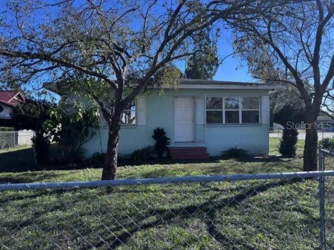 Photo of 321 ARIANA AVENUE AUBURNDALE FL 33823