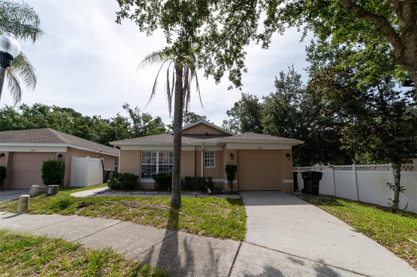 Photo of 298 HAMMOCK COURT DAVENPORT FL 33896